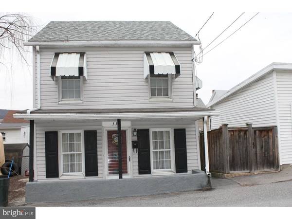 334 MOUNTAIN AVE, Tamaqua, PA 18252