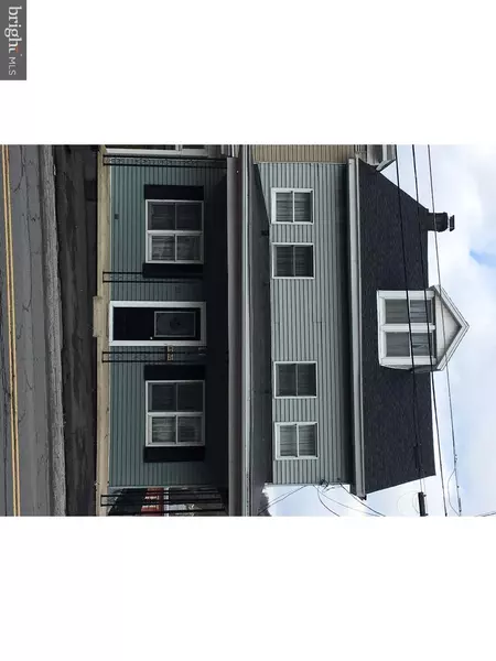 24 E MAIN ST, Girardville, PA 17935