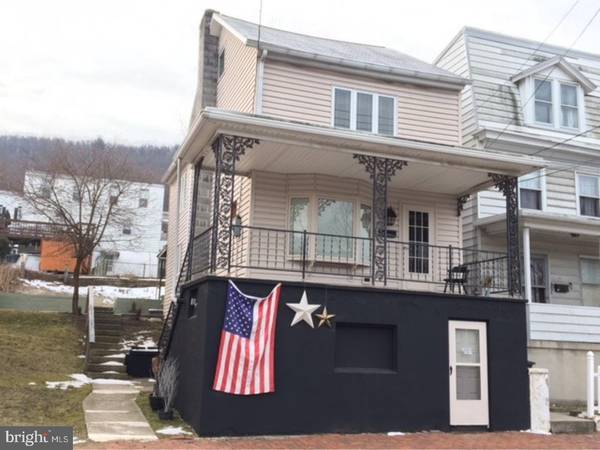 28 E BACON ST, Pottsville, PA 17901