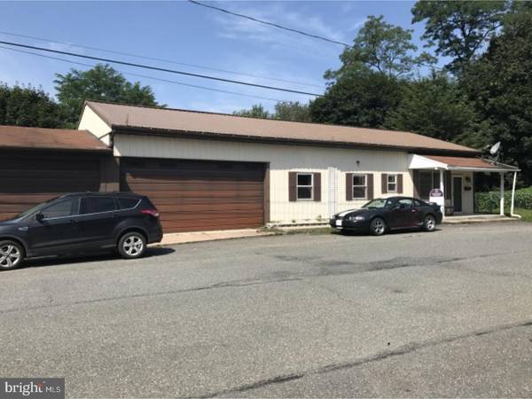 220 N GREENWOOD ST, Tamaqua, PA 18252