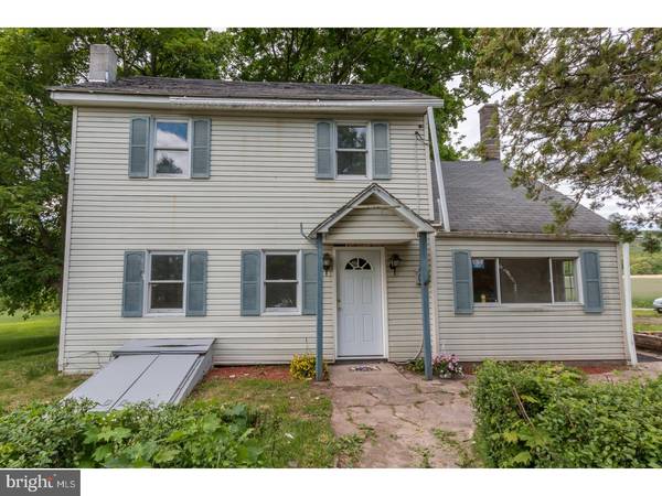 997 MOUNTAIN RD, Pine Grove, PA 17963