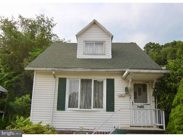 28 E CAROLINE AVE, Saint Clair, PA 17970