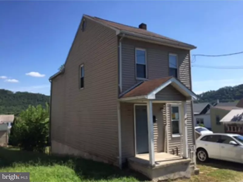 18 E PENN ST, Schuylkill Haven, PA 17972