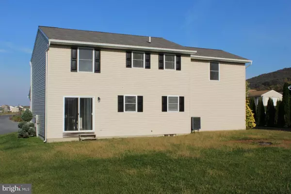 Newmanstown, PA 17073,109 SWEETWATER LN