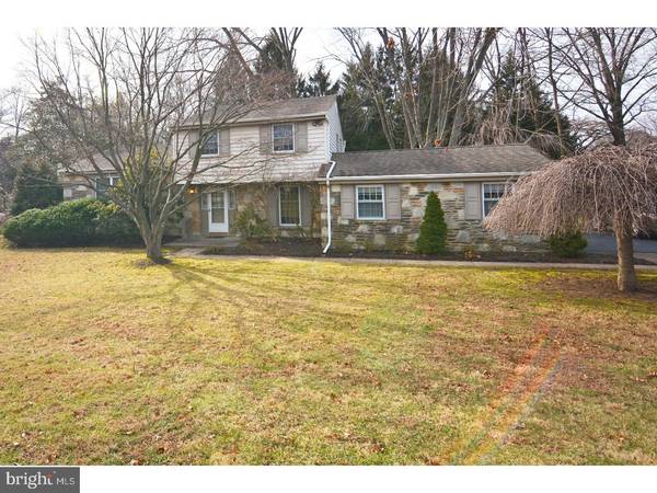 250 COUNTY LINE RD, Huntingdon Valley, PA 19006