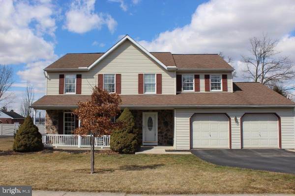 75 MAGNOLIA DR, Leola, PA 17540