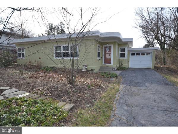 8102 DOUGLAS RD, Glenside, PA 19038