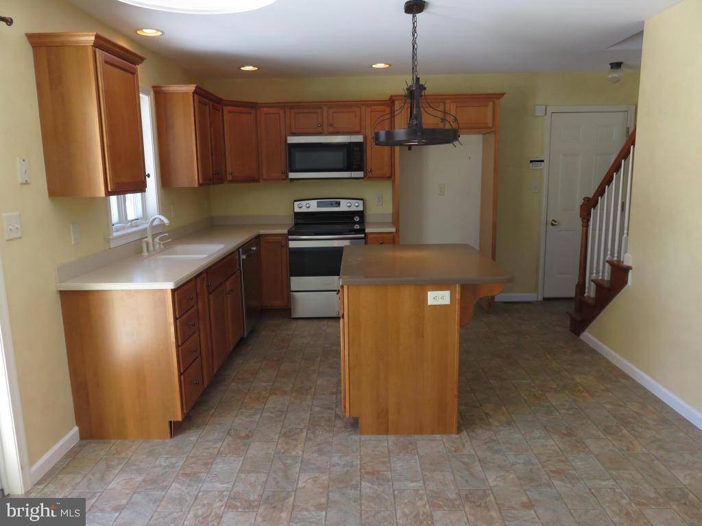 Atglen, PA 19310,625 WILLOW LN
