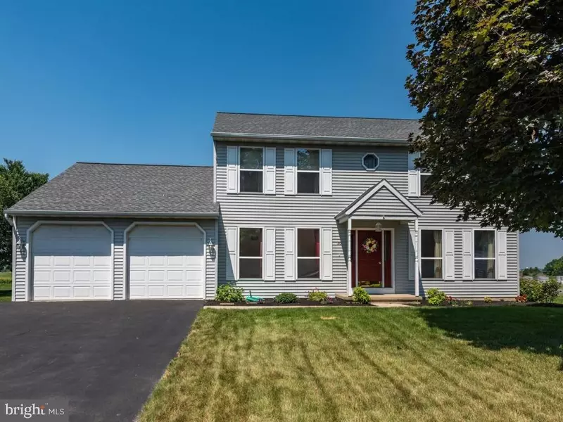 20 LONGENECKER RD, Lititz, PA 17543