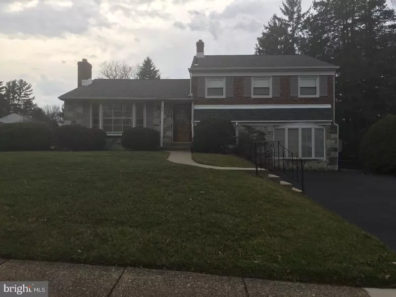 1824 LONDON RD, Abington, PA 19001