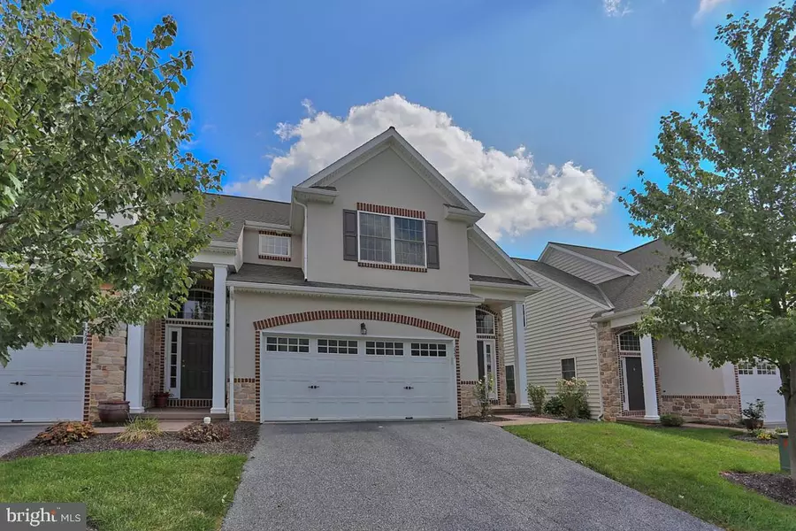 125 BANEBERRY LN, Lititz, PA 17543