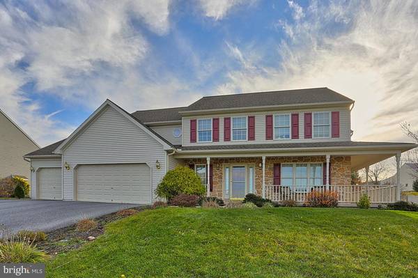 32 LEE DR, Stevens, PA 17578
