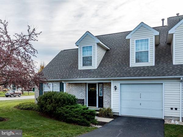 346 FARMVIEW LN, Mount Joy, PA 17552