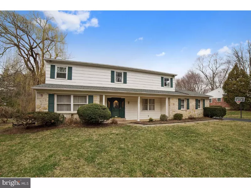 8823 CARLISLE RD, Wyndmoor, PA 19038