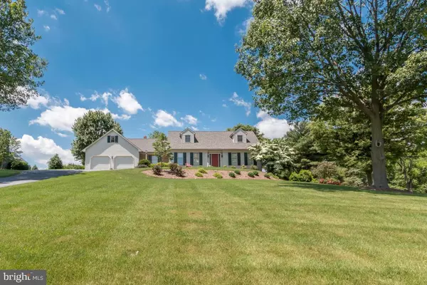 Lititz, PA 17543,2 STRAWBERRY LN