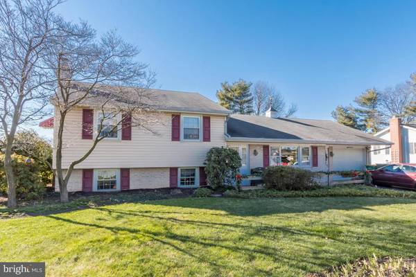 804 PINE HILL RD, Lititz, PA 17543