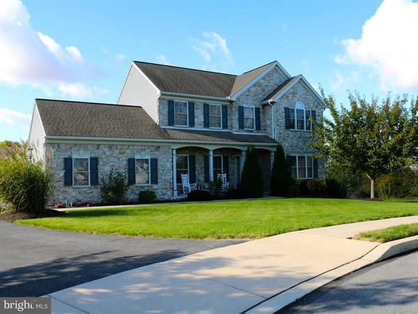 52 JEWEL DR, Mount Joy, PA 17552