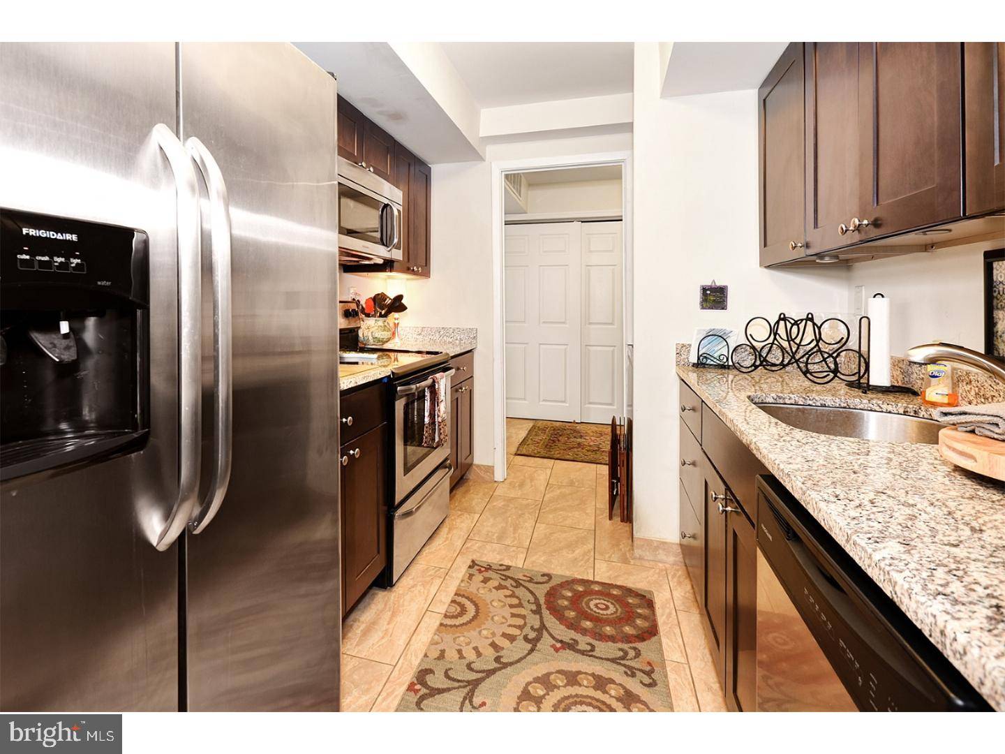 Narberth, PA 19072,1730 OAKWOOD TER #H12