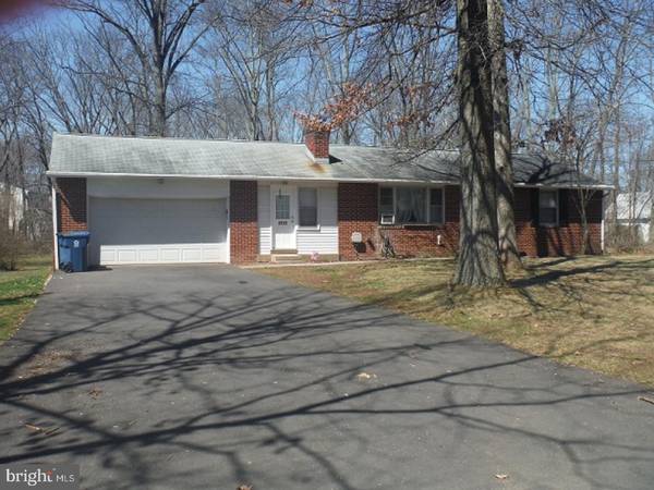 2112 OVERBROOK RD, Hatfield, PA 19440