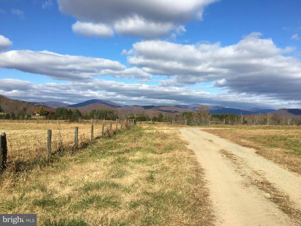 BUCK MOUNTAIN FORD, Free Union, VA 22940