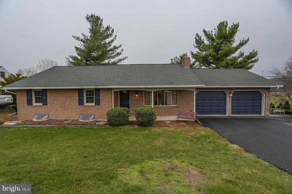 421 ANDERSON FERRY RD, Mount Joy, PA 17552