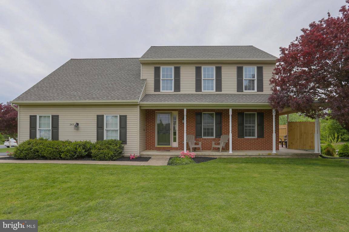 243 KINGSBRIDGE DR, Lititz, PA 17543