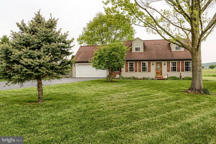 53 ROSE DR, Reinholds, PA 17569