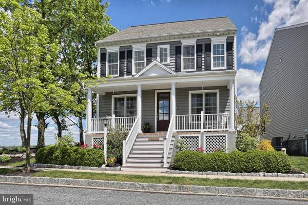 105 TALBOT ST, Mount Joy, PA 17552