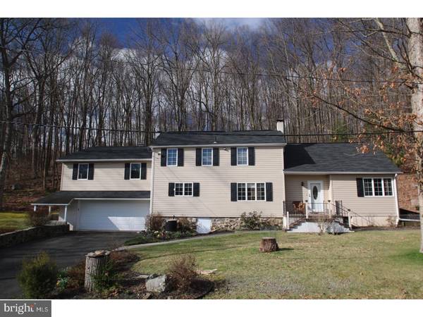 2920 SWEIFFORT RD, Green Lane, PA 18054