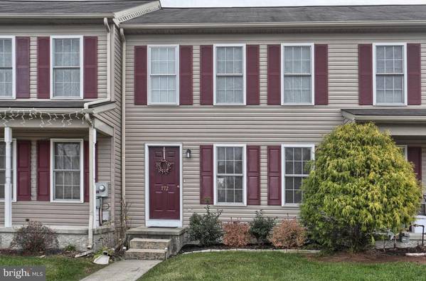 772 KNOLL DR, Mount Joy, PA 17552