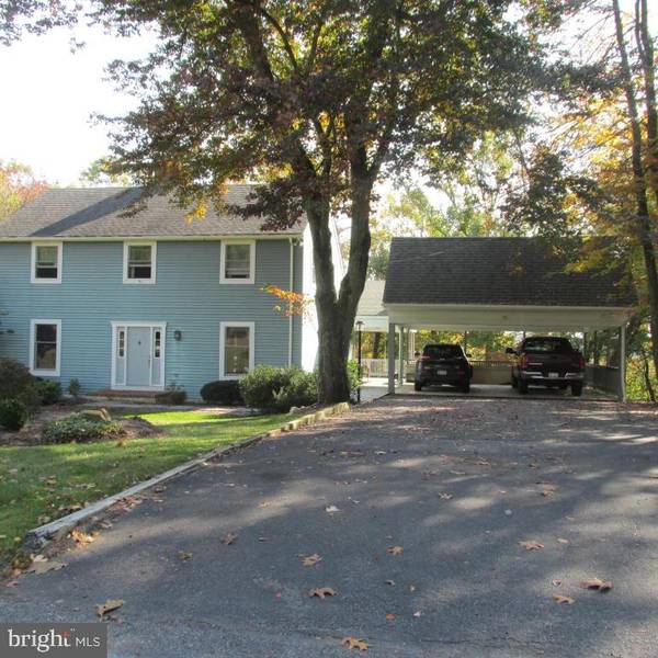 34 UPPER VALLEY RD, Christiana, PA 17509