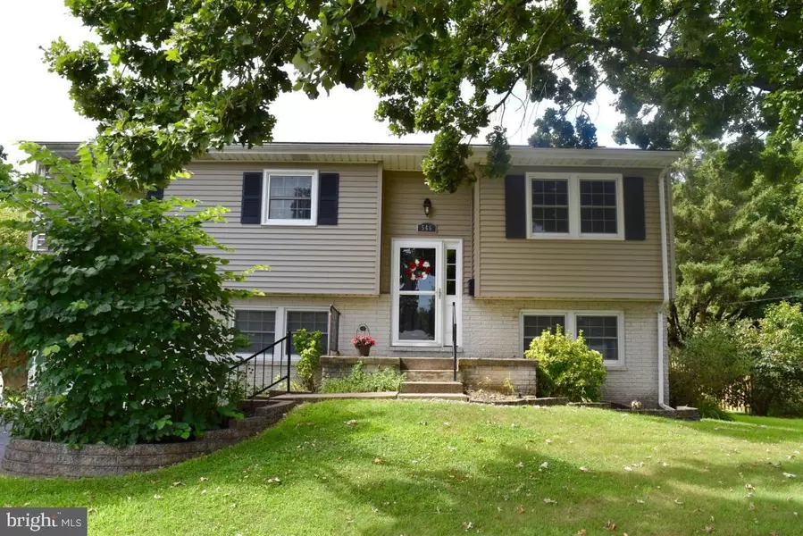 546 W 2ND AVE, Lititz, PA 17543