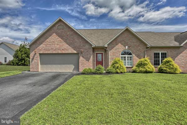 38 WINDSOR WAY, Annville, PA 17003