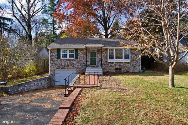 415 HERR AVE, Millersville, PA 17551