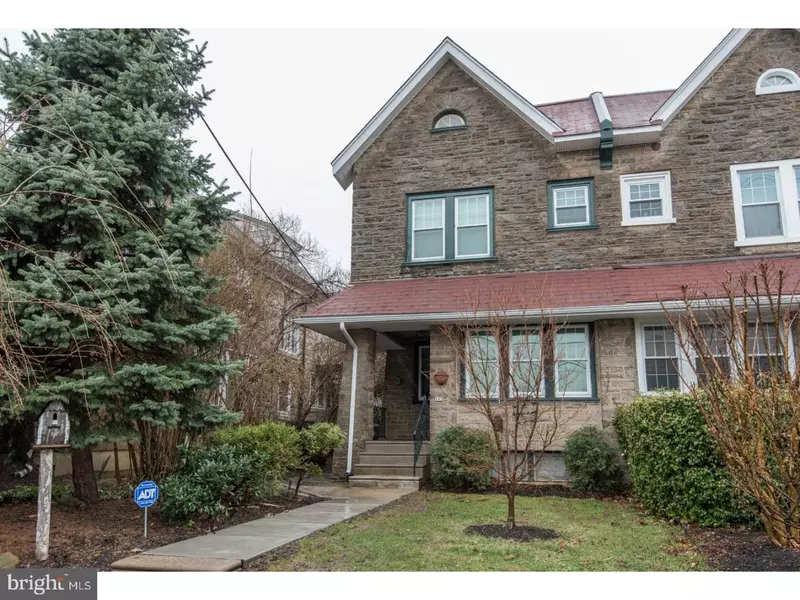 105 CEDAR ST, Jenkintown, PA 19046