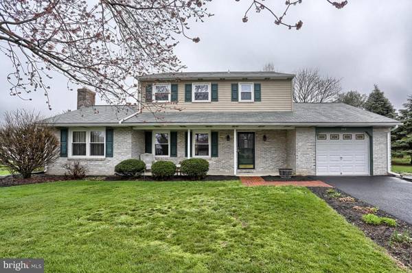 843 DOUGLAS DR, Lititz, PA 17543