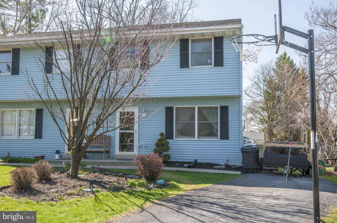 Mount Joy, PA 17552,826 COLONY LN