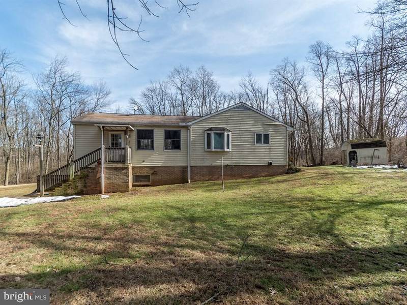 1851 KRAMER MILL RD, Denver, PA 17517