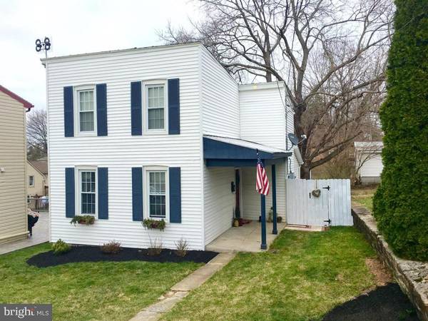 144 E WALNUT ST, Ephrata, PA 17522