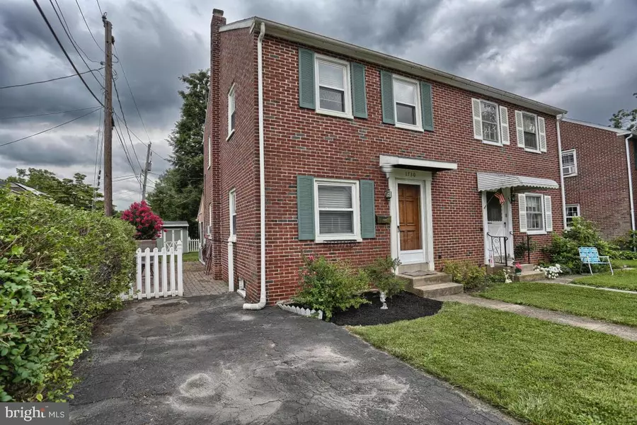 1730 WINDSOR AVE, Lancaster, PA 17601