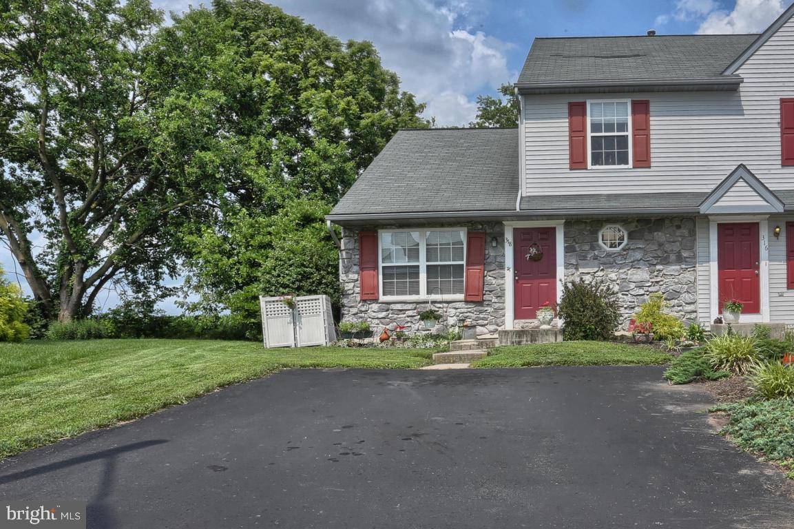 Marietta, PA 17547,318 WILD CHERRY LN