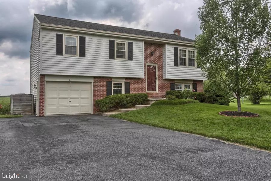 1650 LINDA CT, Landisville, PA 17538