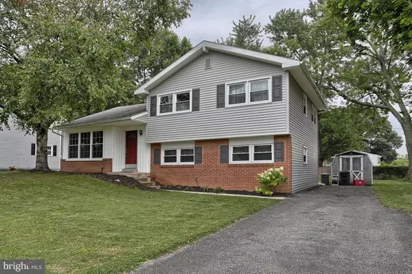 1939 SPLIT ROCK RD, Lancaster, PA 17601