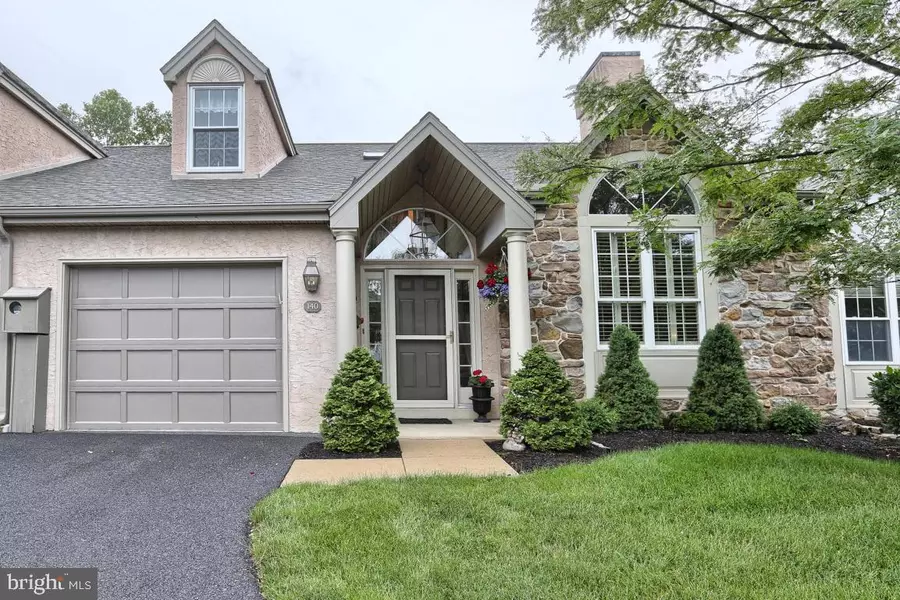 140 GREENVIEW DR, Lancaster, PA 17601