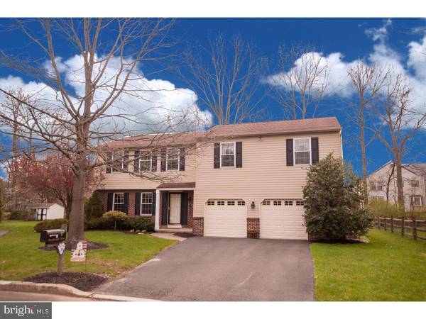 17 WOODBRIDGE CIR, Horsham, PA 19044