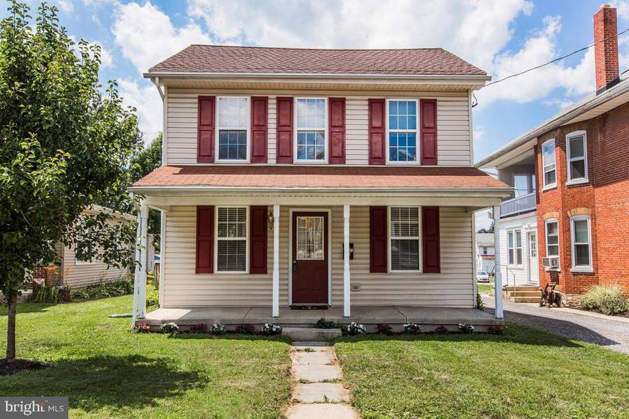 452 N STATE ST, Ephrata, PA 17522