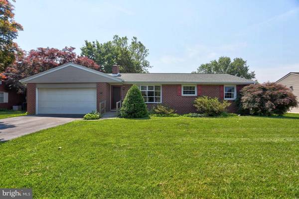 17 OAK LN, Stevens, PA 17578