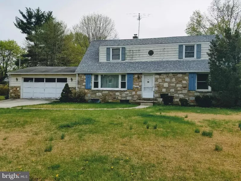 329 VALLEY RD, Oreland, PA 19075