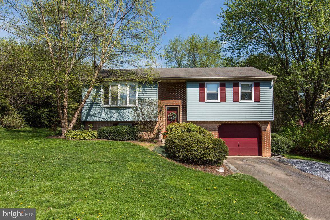 Conestoga, PA 17516,15 ORCHARD LN