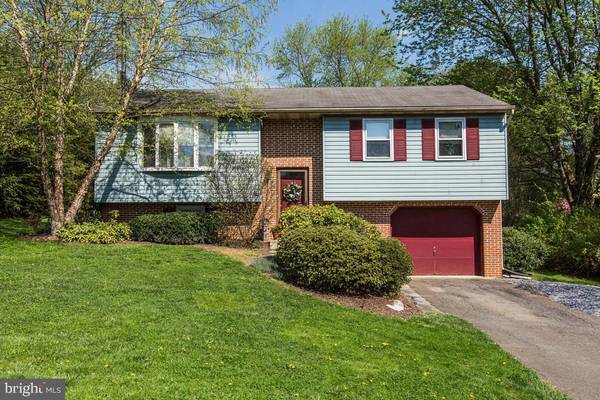 15 ORCHARD LN, Conestoga, PA 17516